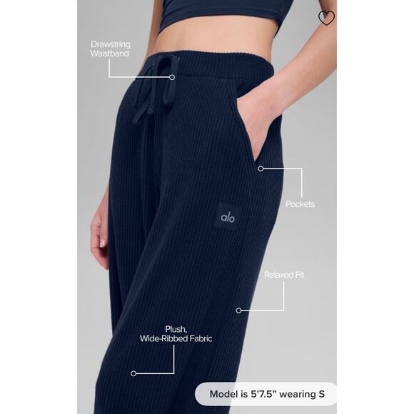 Alo Navy Blue Wide Leg Muse Pants Size Small - Picture 2 of 3